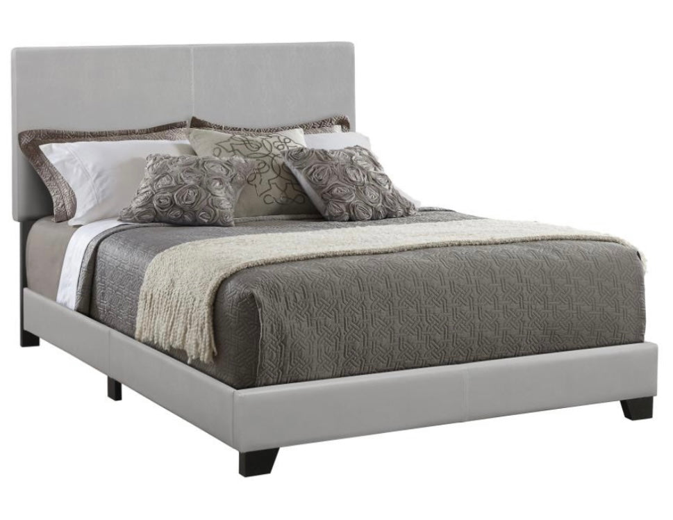 Dorian Upholstered King Bed 300763KE