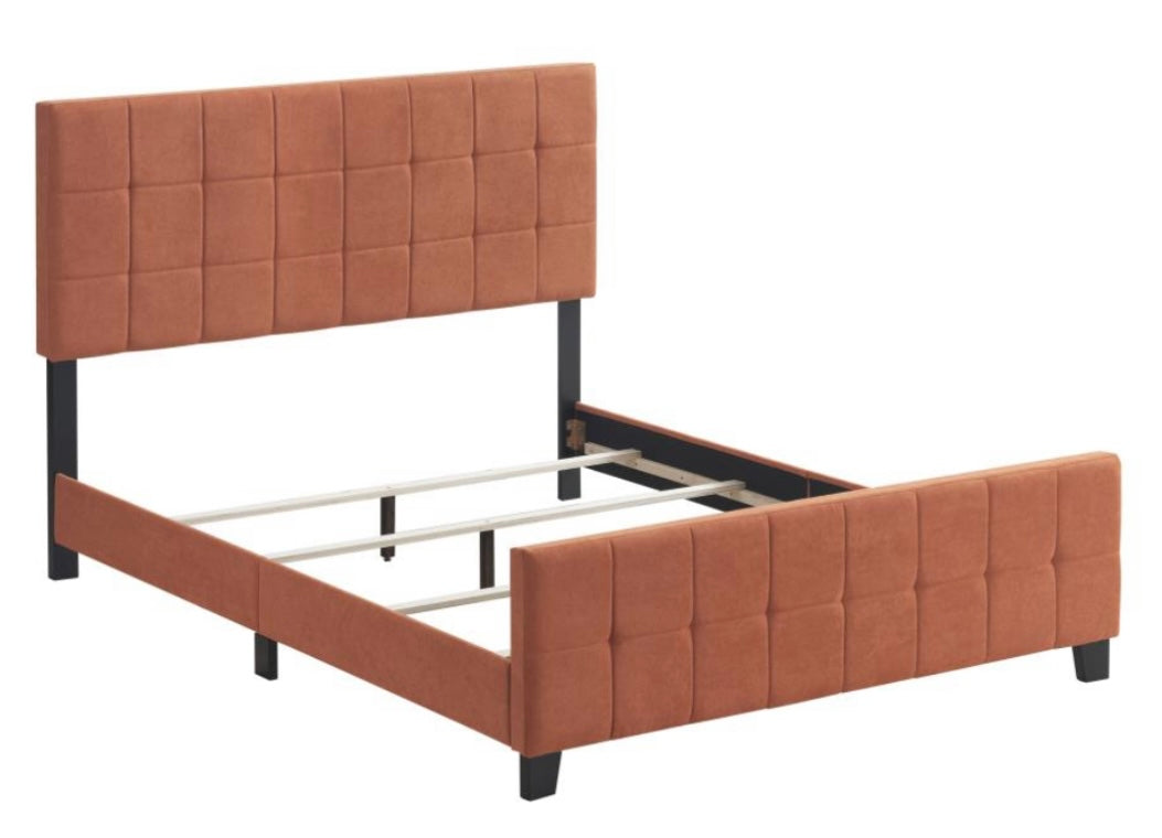 Fairfield Upholstered King Bed 305951KE