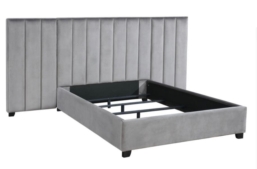 Arles Upholstered King Bed With Side Panels 306070KE-SP