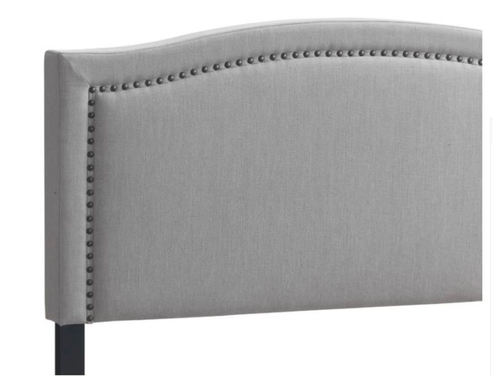 Hamden Upholstered King Bed 306011KE