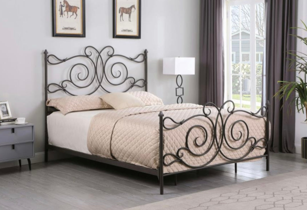 Parleys Metal Queen Bed 305967Q