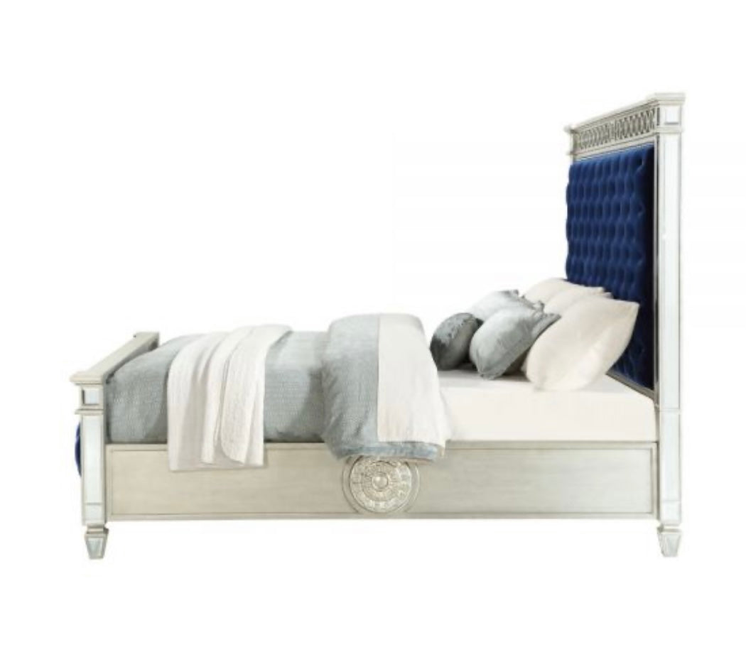 Varian Queen Bed 26150Q