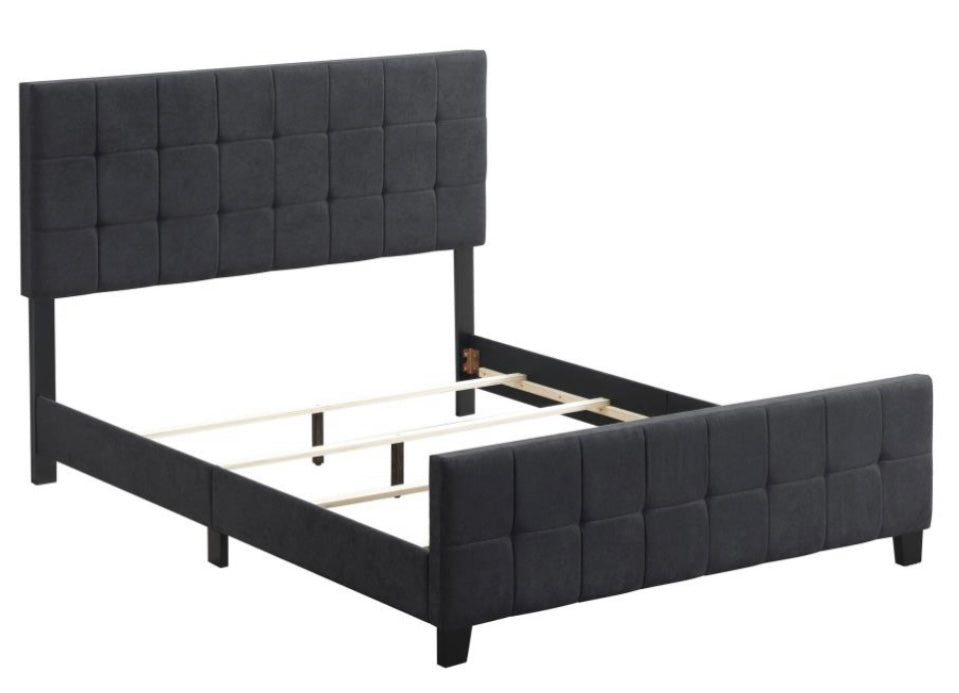 Fairfield Upholstered Queen Bed 305953Q