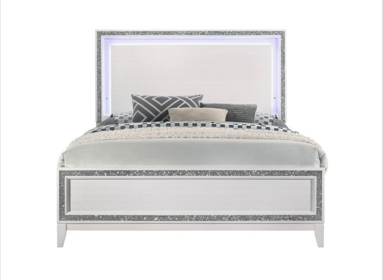 Haiden King Bed 28447EK