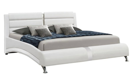 Jeremaine Upholstered King Bed 300345KE