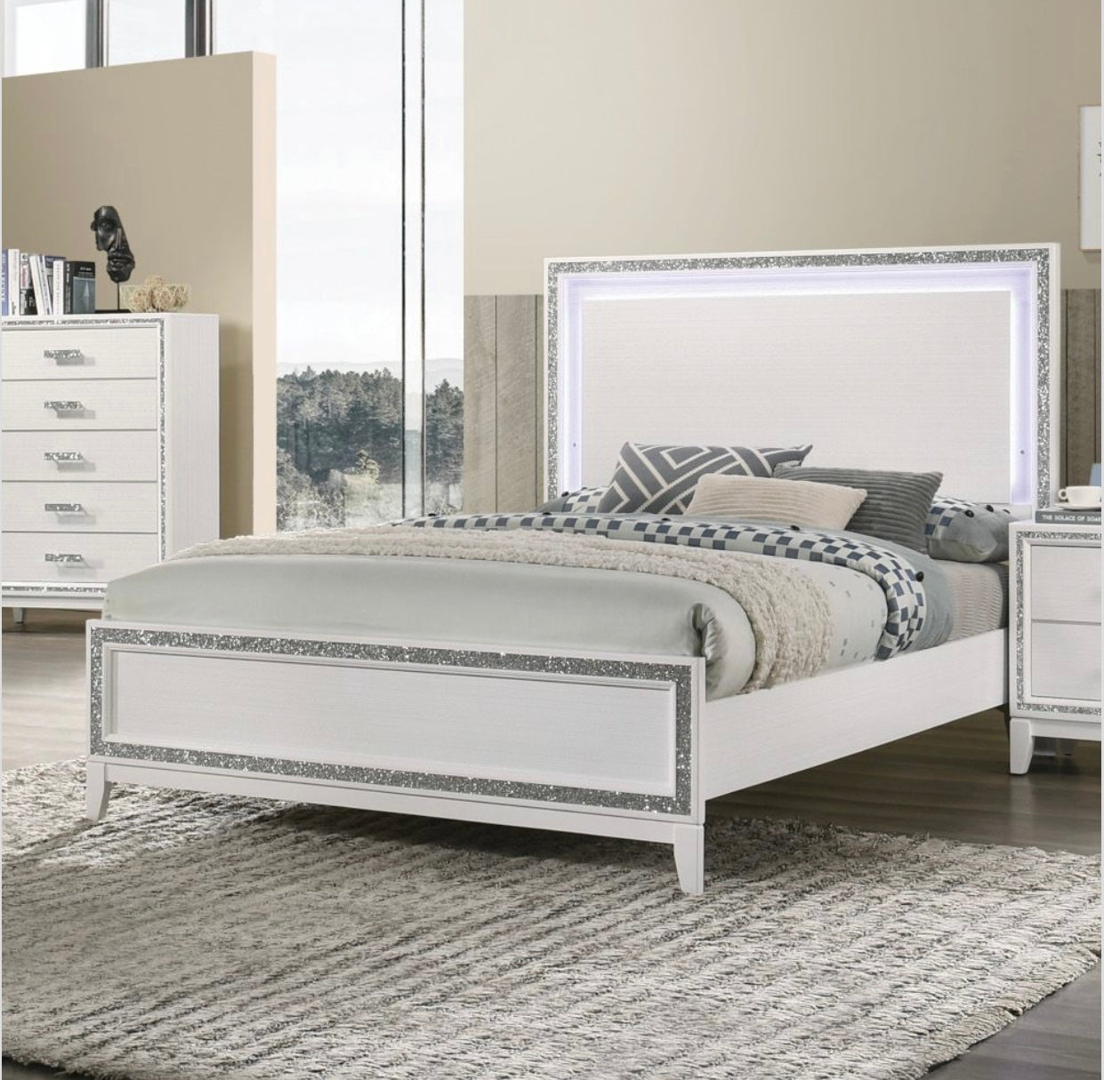 Haiden King Bed 28447EK