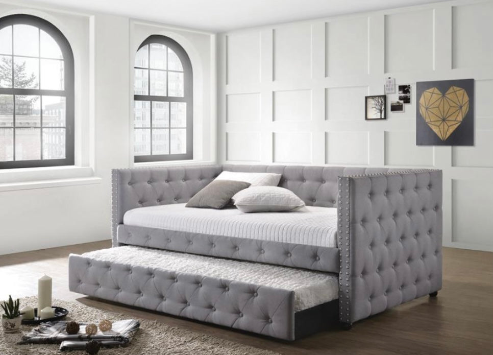 Mockern Tufted Upholstered Daybed with Trundle Grey 302161