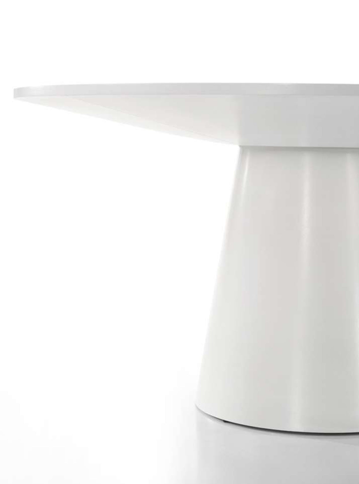 Jasper White 59" Round Dining Table 30017