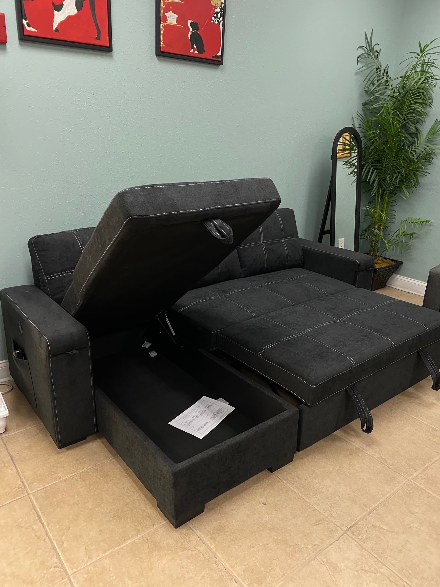 Reversible Toby Black Sleeper Sectional 81395BK