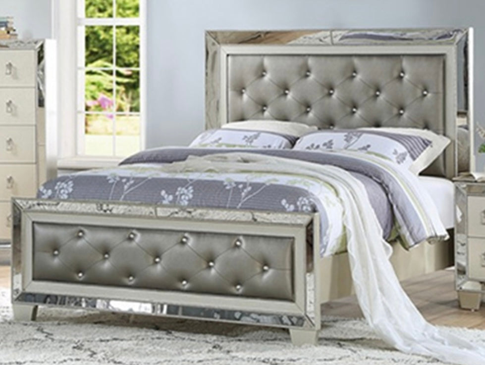 Cama Queen F9428Q